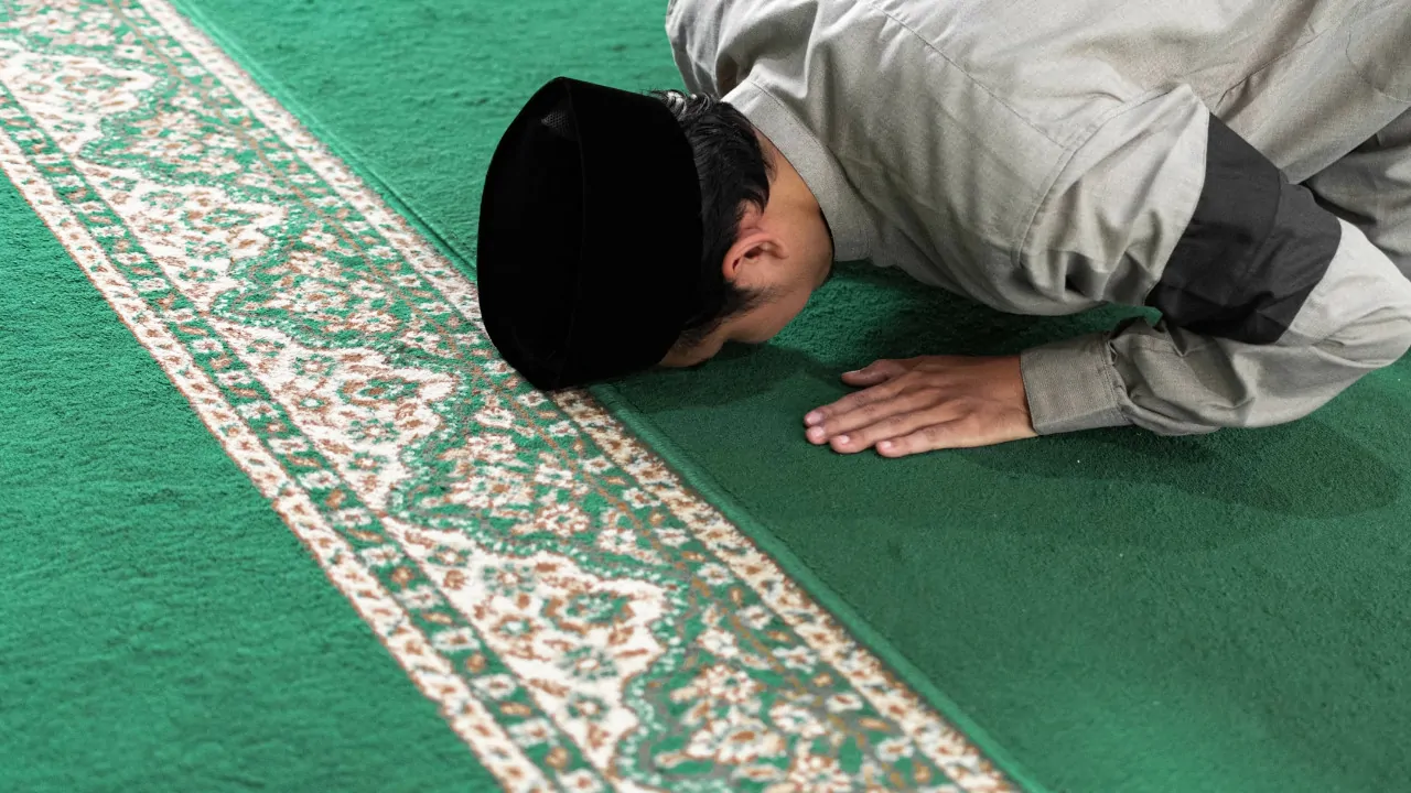 sujud tilawah ketika jumpa ayat sajdah