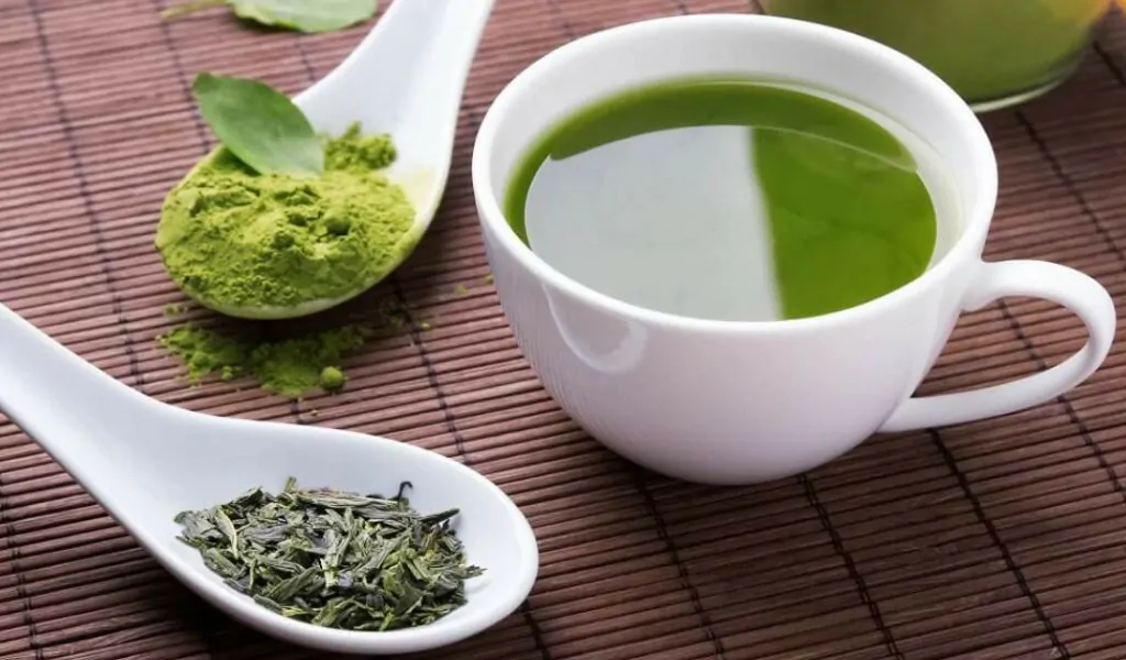 elak rambut gugur guna teh hijau